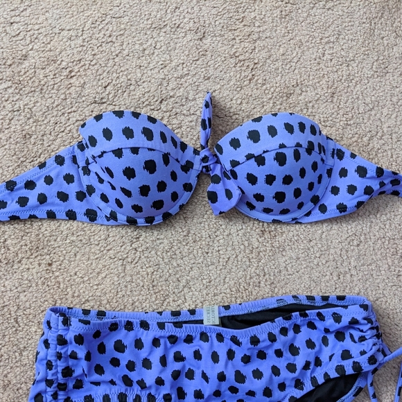 Victoria Secret Bandeau swimsuit - Picture 2 of 3
